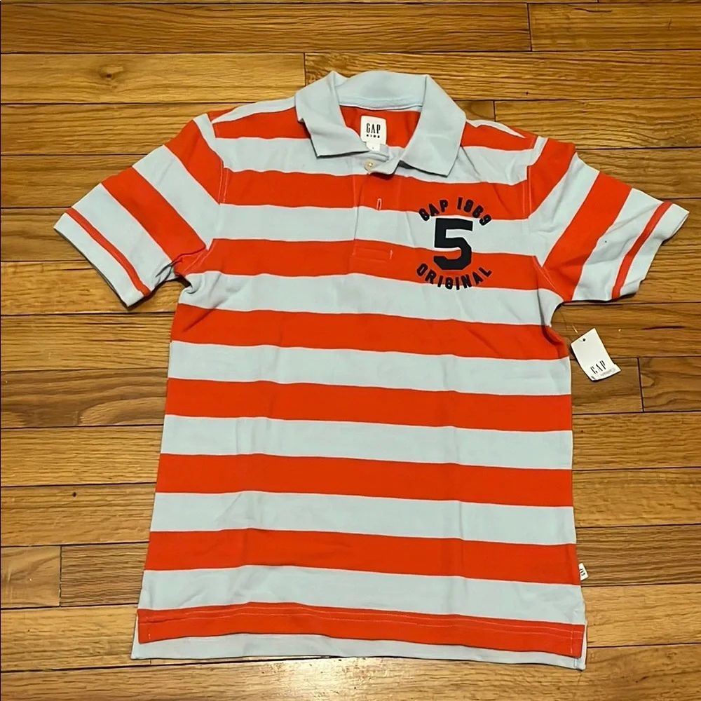GAP stylish striped